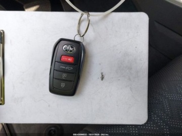 Toyota Tundra II 2024 Toyota Tundra Toyota Tundra 4WD Limited CrewMax 5.5 3.4 Benzyna 389KM, zdjęcie 15