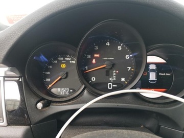 Porsche Macan SUV 2.0 252KM 2018 Porsche Macan 2018 2.0l 2.0 Benzyna 252KM, zdjęcie 9