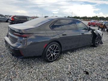 BMW Seria 7 G70 2023 BMW Seria 7 740i 2023 3.0l 3.0 Benzyna 375KM, zdjęcie 3