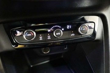 Opel Corsa F CORSA-e e 136KM 2022 Opel Corsa duza bateria 50 kWh, zlacze CCS, pelna faktura VAT 136KM, zdjęcie 31