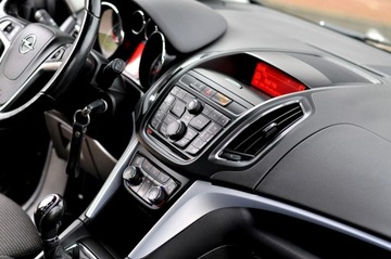 Opel Zafira C Tourer 1.4 Turbo ECOTEC 140KM 2011 Opel Zafira Tourer 1.4T 140KM Xenon 7-Osób, zdjęcie 14