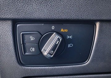 Volkswagen Arteon Fastback Facelifting 2.0 TDI 200KM 2021 Volkswagen Arteon R-Line Pakiety, ACC, Kamera 360, HarmanKardon, GPS, Pan, zdjęcie 21