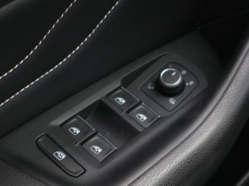 Volkswagen Passat B8 Limousine Facelifting 2.0 TDI SCR 150KM 2021 VW Passat 2.0 TDI, Salon Polska, 1. Właściciel, zdjęcie 16