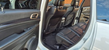 Jeep Grand Cherokee IV Terenowy Facelifting 3.0 V6 CRD 250KM 2015 Jeep Grand Cherokee 3.0d 250ps Overland 160tys km Full Opcja Piękny Polecam, zdjęcie 17