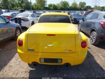 Chevrolet 2004 Chevrolet SSR 2004 5.3l 5.3 Benzyna 830KM, zdjęcie 4