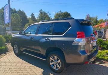 Toyota Land Cruiser IV 3.0 D-4D 173KM 2010 Toyota Land Cruiser Salon POLSKA GWARANCJA Super stan Zobacz 3.0 Diesel, zdjęcie 12