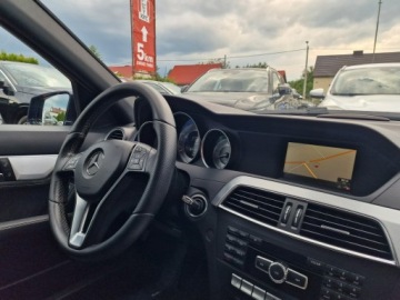 Mercedes Klasa C W205 Limuzyna 180 156KM 2013 Mercedes C 180 1.6 Benzyna Automat Edition C AMG, zdjęcie 23