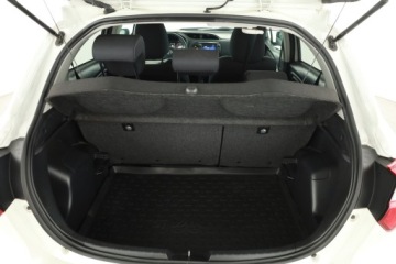 Toyota Yaris III Hatchback 5d Facelifting 2017 1.5 Dual VVT-iE 111KM 2018 Toyota Yaris 1.5 Dual VVT-i, Salon Polska, zdjęcie 16