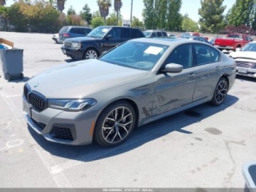 BMW Seria 5 G30-G31 2021 BMW Seria 5 540i 2021 3.0l 3.0 Benzyna 335KM, zdjęcie 1