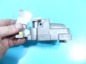 UZAMČENÍ ŘÍDÍCÍ VOLVO S40 II V50 C30 30776153