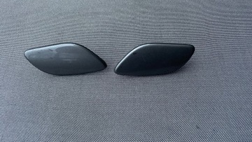 VOLVO V70 ZAŚLEPKA SPRYSKIWACZA LAMPY LEWA PRAWA