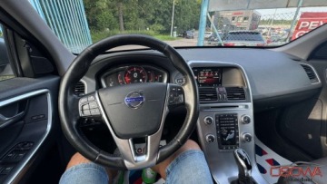 Volvo XC60 I SUV Facelifting 2.4 D4 190KM 2016 Volvo XC 60 2.4d4 AWD radar Navi asystenci skory ledy bi xenon full serwis, zdjęcie 18