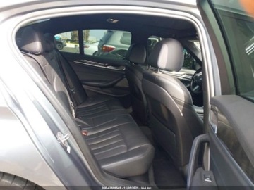 BMW Seria 5 G30-G31 2017 BMW Seria 5 540i, 2017r., 3.0L 3.0 Benzyna 335KM, zdjęcie 9
