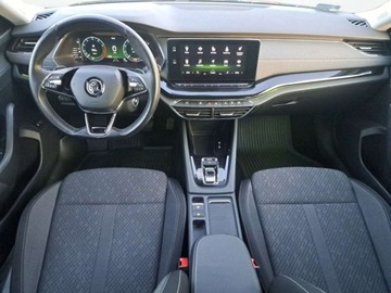 Skoda Octavia IV Scout 2.0 TSI 190KM 2021 Skoda Octavia 2.0 TSI 4x4 Style, Matrix, Panorama, ACC, Ambiente 2.0 190KM, zdjęcie 8