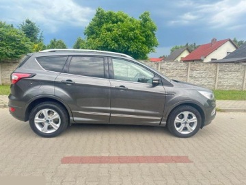 Ford Kuga II SUV Facelifting 2.0 TDCi 180KM 2019 Ford Kuga Vignale 2.0 TDCi AWD 180KM 2019r Bogata i komfortowa wersja!, zdjęcie 7