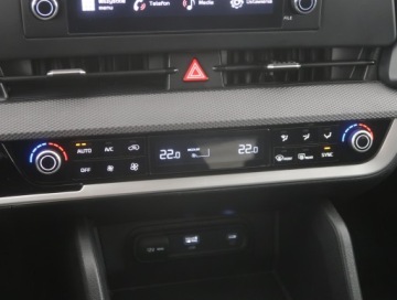 Kia Sportage V SUV 1.6 T-GDI MHEV 150KM 2023 Kia Sportage 1.6 T-GDI MHEV, Salon Polska, zdjęcie 11