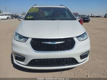 Chrysler Pacifica II 2021 Chrysler Pacifica Hybrid Pinnacle 2021 3.6 Benzyna 260KM, zdjęcie 7