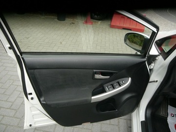 Toyota Prius III 2015 Toyota Prius Navi Stan Idealny z Niemiec Gwarancja, zdjęcie 29