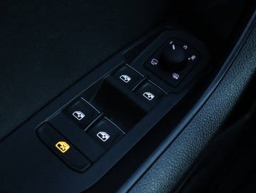 Skoda Karoq Crossover 1.5 TSI ACT 150KM 2018 Skoda Karoq 1.5 TSI, Salon Polska, Serwis ASO, zdjęcie 17