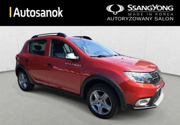 Dacia Sandero II Hatchback 5d Facelifting 1.5 Blue dCi 95KM 2019 Dacia Sandero Stepway- Stan BDB- klima aut.- navi- tempomat- czujniki park, zdjęcie 2