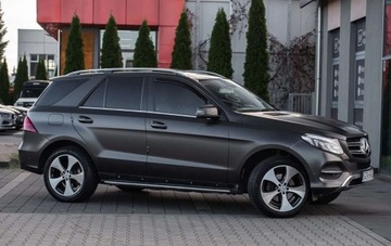 Mercedes GLE W166/C292 SUV 3.0 400 333KM 2017 Mercedes-Benz GLE 3.0B 333Ps Ledy Panorama Kamery 360 Jasna skora ZADBANY, zdjęcie 16
