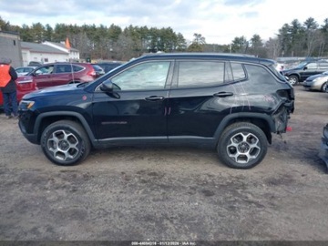 Jeep Compass II 2022 Jeep Compass Trailhawk 2022 2.4 Benzyna 177KM, zdjęcie 2