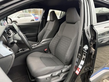 Toyota C-HR I Crossover Facelifting 1.8 Hybrid 122KM 2021 Toyota C-HR 1.8 Hybrid Style 1.8 Hybrid Style, zdjęcie 20