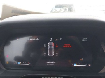 Jeep Grand Cherokee V 2023 Jeep Grand Cherokee Overland 2023 3.6 Benzyna 293KM, zdjęcie 10