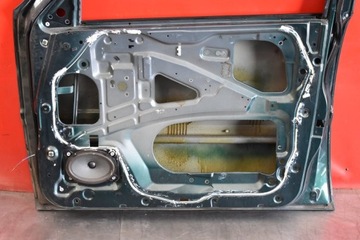 DVEŘE PRAVÉ PŘEDNÍ NISSAN TERRANO II FACELIFT