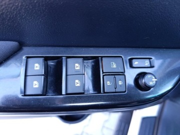 Toyota Hilux VIII Pojedyncza kabina 2.4 D-4D 150KM 2019 Toyota Hilux 2.4 D-4D Double Cab SR5 4x4 Toyota Hi, zdjęcie 24