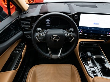 Lexus NX II SUV Facelifting 2.5 350h 243KM 2024 LEXUS NX 350h Prestige AWD Suv 2.5 (243KM) 2024, zdjęcie 11
