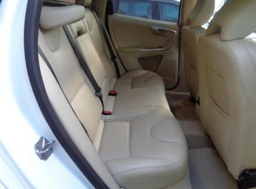 Volvo XC60 I 2015 Volvo XC60 - DOSKONAŁY WYBÓR/serwis/MOMMENTUM/od ręki/ASO/bezwypadk., zdjęcie 30