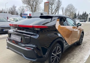 Toyota C-HR II SUV Plug-In 2.0 Hybrid Dynamic Force Plug-in  223KM 2024 Toyota C-HR Toyota C-HR 2.0 PHEV Dynamic Force Executive Premiere Edition, zdjęcie 11