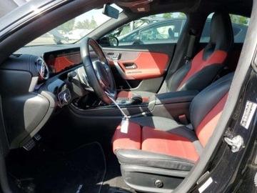 Mercedes CLA C118/X118 2021 Mercedes-Benz CLA 2021, 2.0L, od ubezpieczalni 2.0 Benzyna 221KM, zdjęcie 7