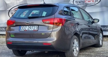 Kia Ceed II Kombi 1.6 CRDi 128KM 2013 Kia Ceed 1.6 128 KM bezwypadkowa zarejestrowana oryginalny przebieg 1.6, zdjęcie 25