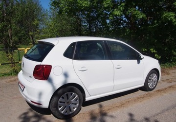 Volkswagen Polo V Hatchback 3d Facelifting 1.0 60KM 2015 Volkswagen Polo 1,0 Benz. 60 KM, Jak Nowy, zdjęcie 2