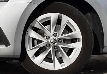 Skoda Octavia IV Liftback 1.5 TSI e-Tec Mild Hybrid 150KM 2021 Skoda Octavia Reflektory LED Kamera Keyless Lane Assist Salon PL FVAT, zdjęcie 5