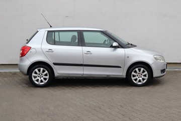 Skoda Fabia II Hatchback 1.2 i HTP 12V 70KM 2008 Skoda Fabia 1.2 12V, Salon Polska, Klima,ALU, zdjęcie 5