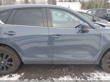 Mazda CX-5 II SUV Facelifting 2.5 SKYACTIV-G 194KM 2024 Mazda CX-5 2.5 194 KM, 4x4, Carbon Edition, mala szkoda, przedstawiciel IAA, zdjęcie 10