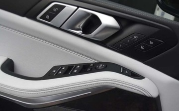 Land Rover Discovery Sport SUV Facelifting 2.0 P I4 200KM 2022 Land Rover Discovery Sport Land Rover Discovery Sport 2.0 Benzyna 200KM, zdjęcie 16