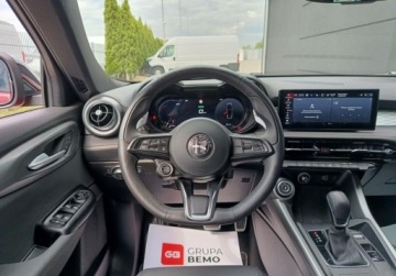 Alfa Romeo 2024 Alfa Romeo Tonale 1.3 T4 280KM VELOCE AT6 Plug-in Hybrid Vat 23 Salon PL 1, zdjęcie 9