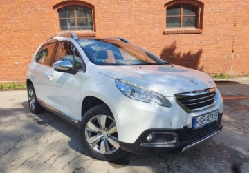 Peugeot 2008 I 2014 Peugeot 2008 Panorama Allure Serwis GetHelp 1.2 Benzyna 110KM