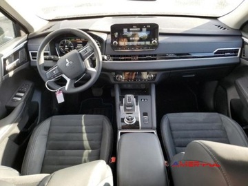 Mitsubishi Outlander III 2023 Mitsubishi Outlander 2023 r., 2,4 L HYBRYDA PLUG - IN 2.4 Hybryda 248KM, zdjęcie 8