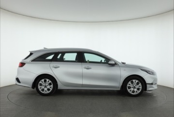 Kia Ceed III Kombi Facelifting 1.5 T-GDI 160KM 2022 Kia Ceed 1.5 T-GDI, Salon Polska, 1. Właściciel, zdjęcie 5