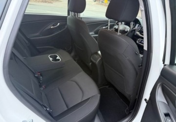 Hyundai i30 II Wagon Facelifting 1.6 CRDi 110KM 2017 Hyundai i30 1.6Crdi 110 PS NAVI Kamera Extra stan 1.6 Diesel 110KM, zdjęcie 12