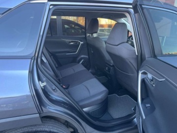 Toyota RAV4 V SUV 2.5 Hybrid Dynamic Force 218KM 2021 Toyota RAV4 2.5 hybryda 218 KM automat zarej w PL zadbany mozliwa zami, zdjęcie 14