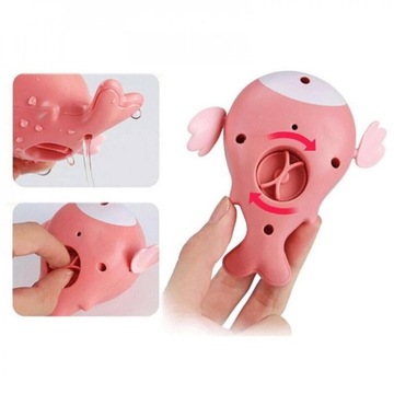 ДЕЛЬФИН ЗАВОДИТСЯ В ВОДУ БАНИ, ПЛАВАЕТ РЫБА