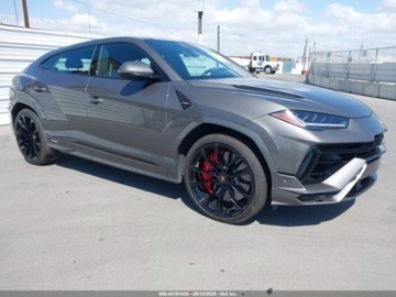Lamborghini Urus 2024 Lamborghini Urus S 2024 4.0 Benzyna 657KM, zdjęcie 1