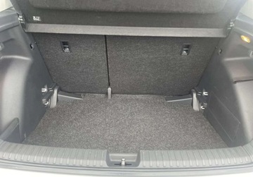 Skoda Fabia IV 1.0 TSI 95KM 2022 Skoda Fabia AMBITION 1.0 TSI 95 KM Klimatyzacja Czujniki LED ASO, zdjęcie 11