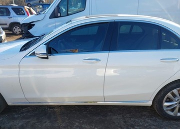 Mercedes Klasa C W205 Kabriolet Facelifting 2.0 300 258KM 2019 Mercedes-Benz Klasa C MERCEDES-BENZ C 300 4MATIC 2.0 Benzyna 259KM, zdjęcie 5